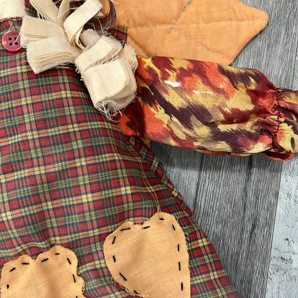 Two Primitive Fall Angels - Picture 6 of 8